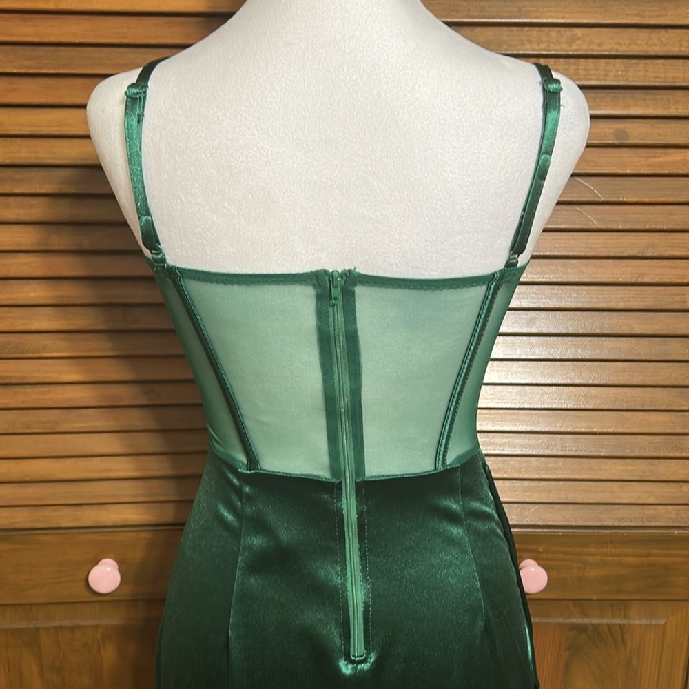 Windsor Elegant Green Evening Event Prom Corset Side Slit with Sash Gown Size S - Picture 7 of 10